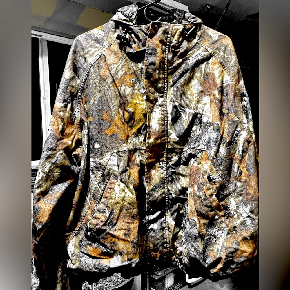Like new Men's Camouflage Jacket (XXL)
